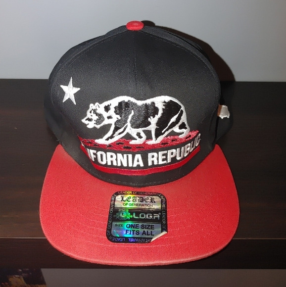 Other - California Republic Black and Red Snapback Hat